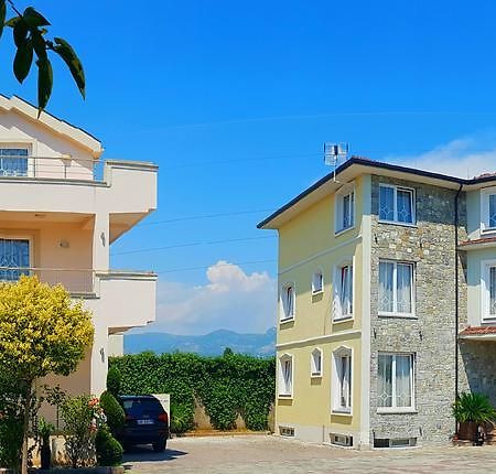 Hotel Emigranti Shkodër Buitenkant foto