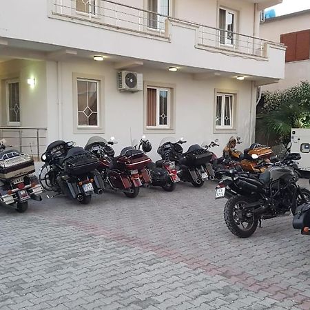 Hotel Emigranti Shkodër Buitenkant foto