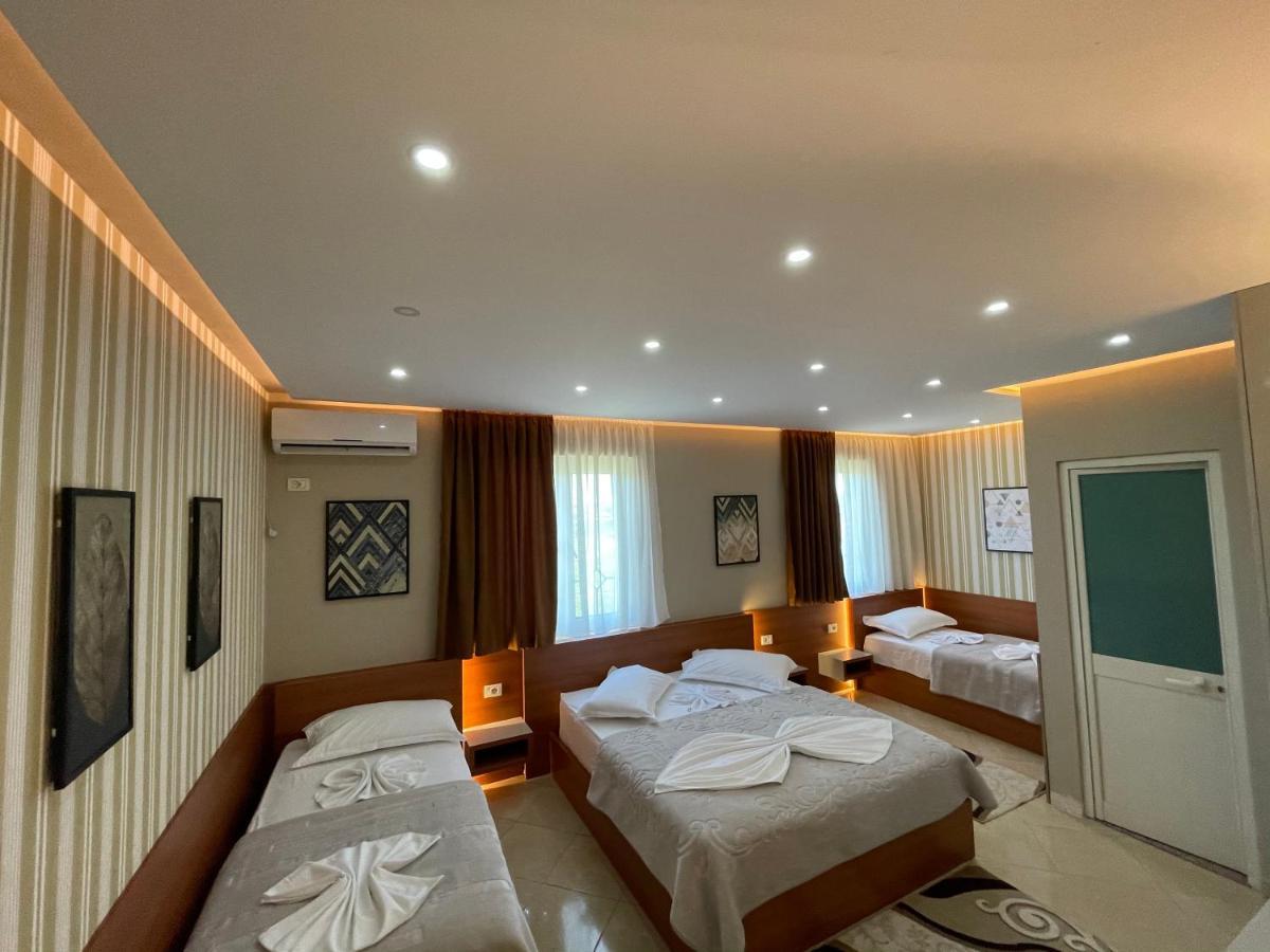 Hotel Emigranti Shkodër Buitenkant foto