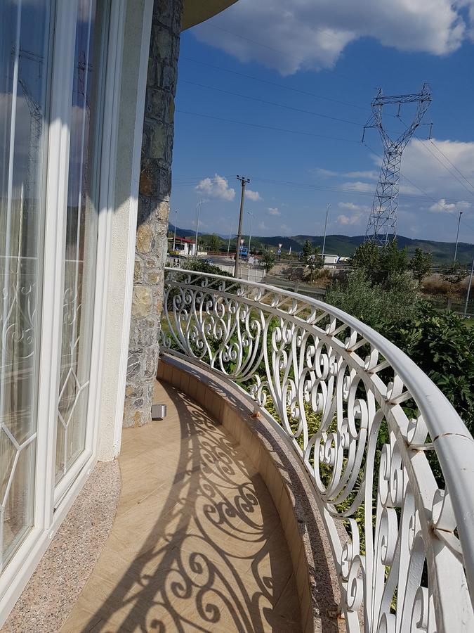 Hotel Emigranti Shkodër Buitenkant foto